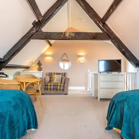 2 Bed In Oc-w322 * 惠特比