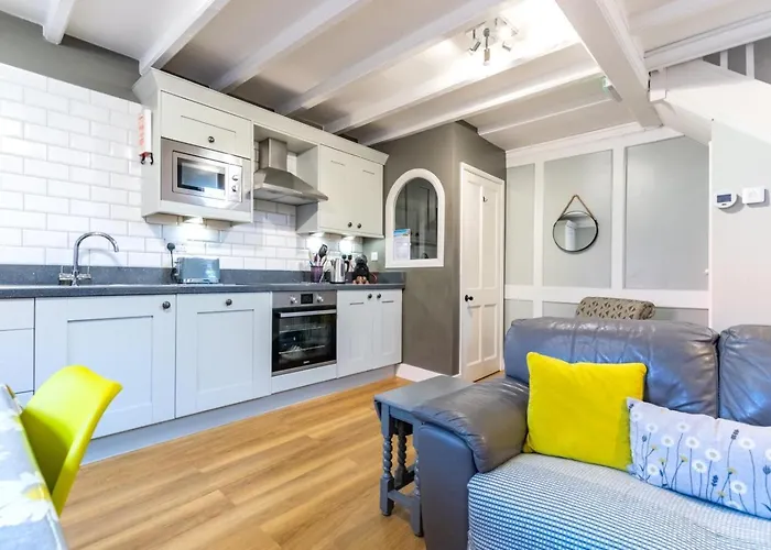 2 Bed In Oc-w322
