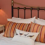2 Bed In Oc-w322 بيت للعطل ويتبي