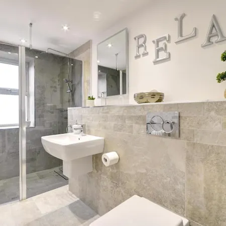 Harriet Hannahs Whitby